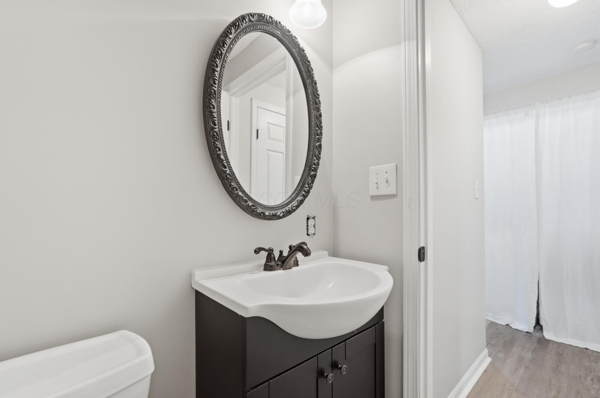 3846 Saddlebrook Court