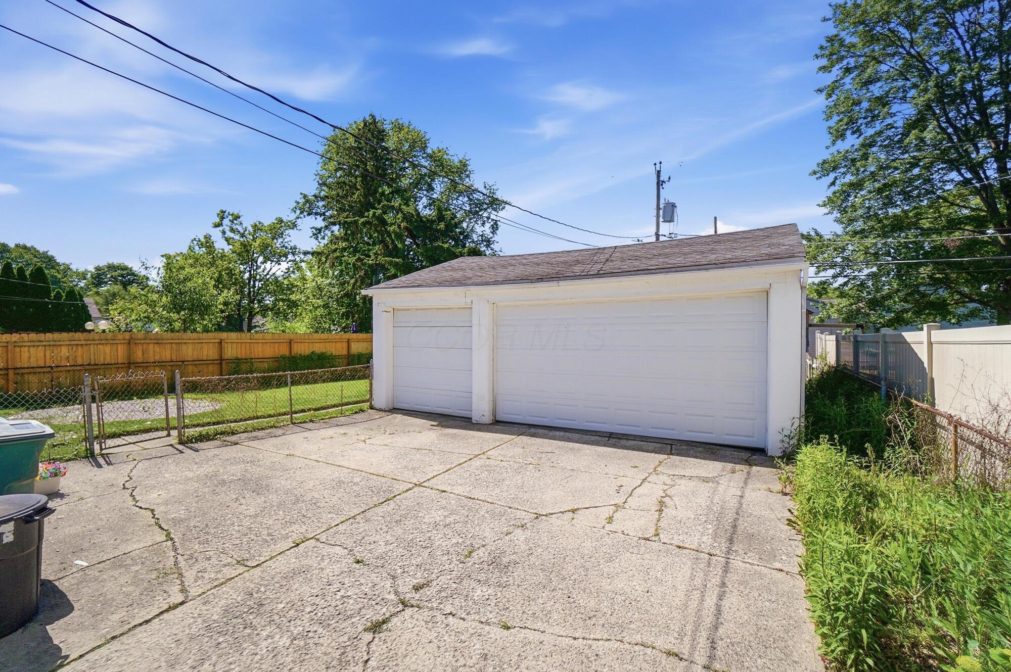 2093 Tupsfield Road