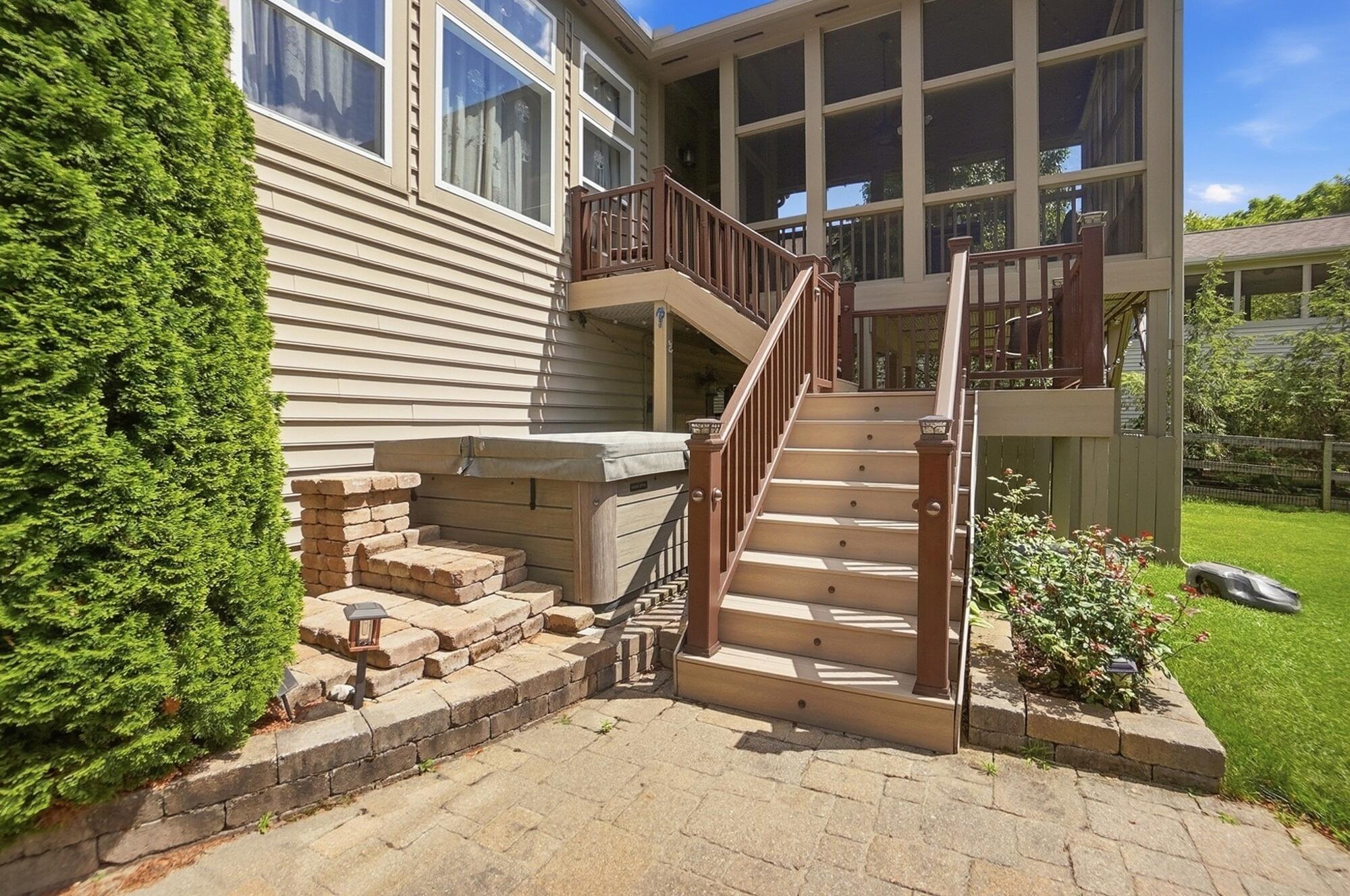 5113 Sandpiper Court