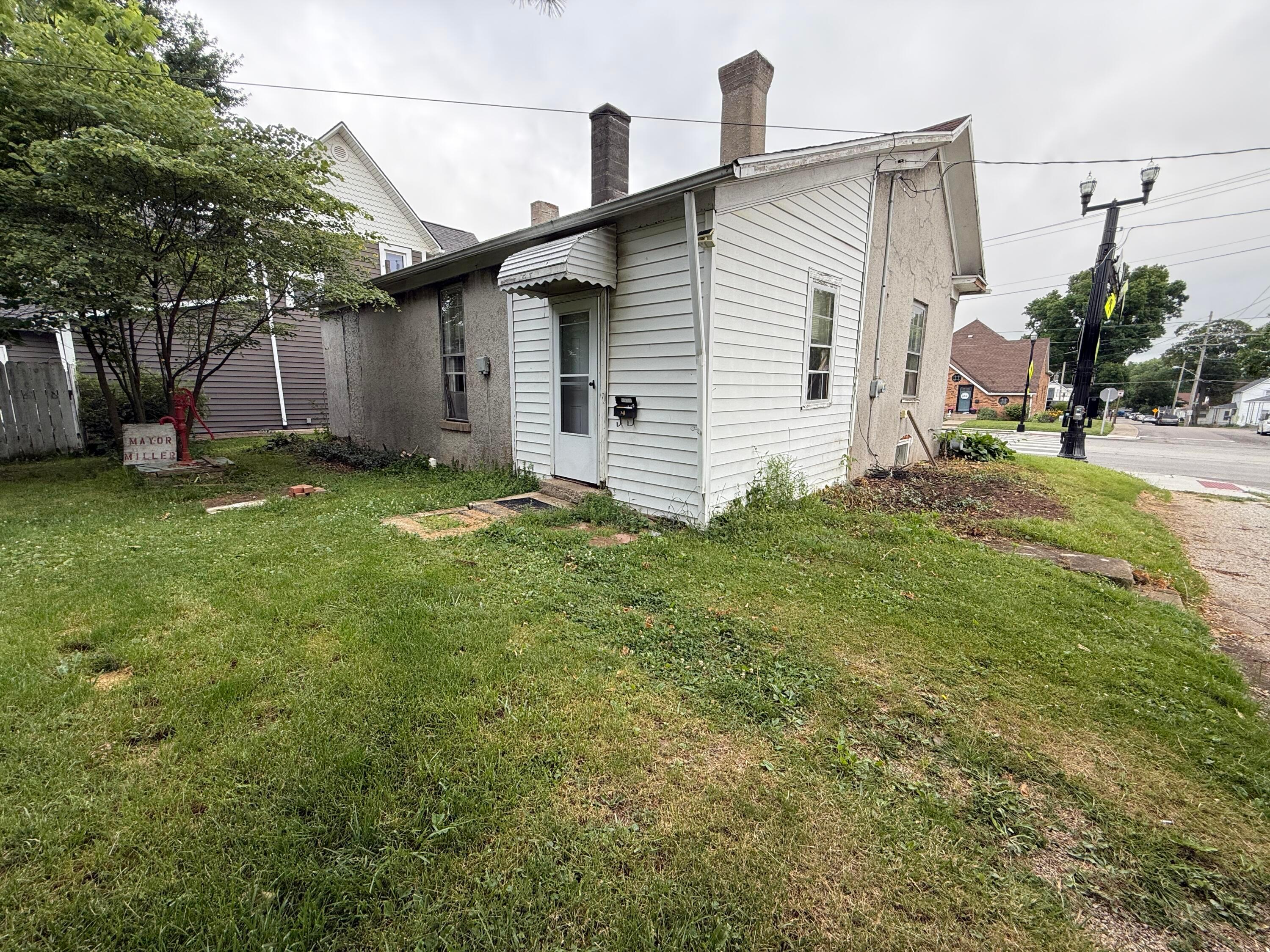 269 W Main Street