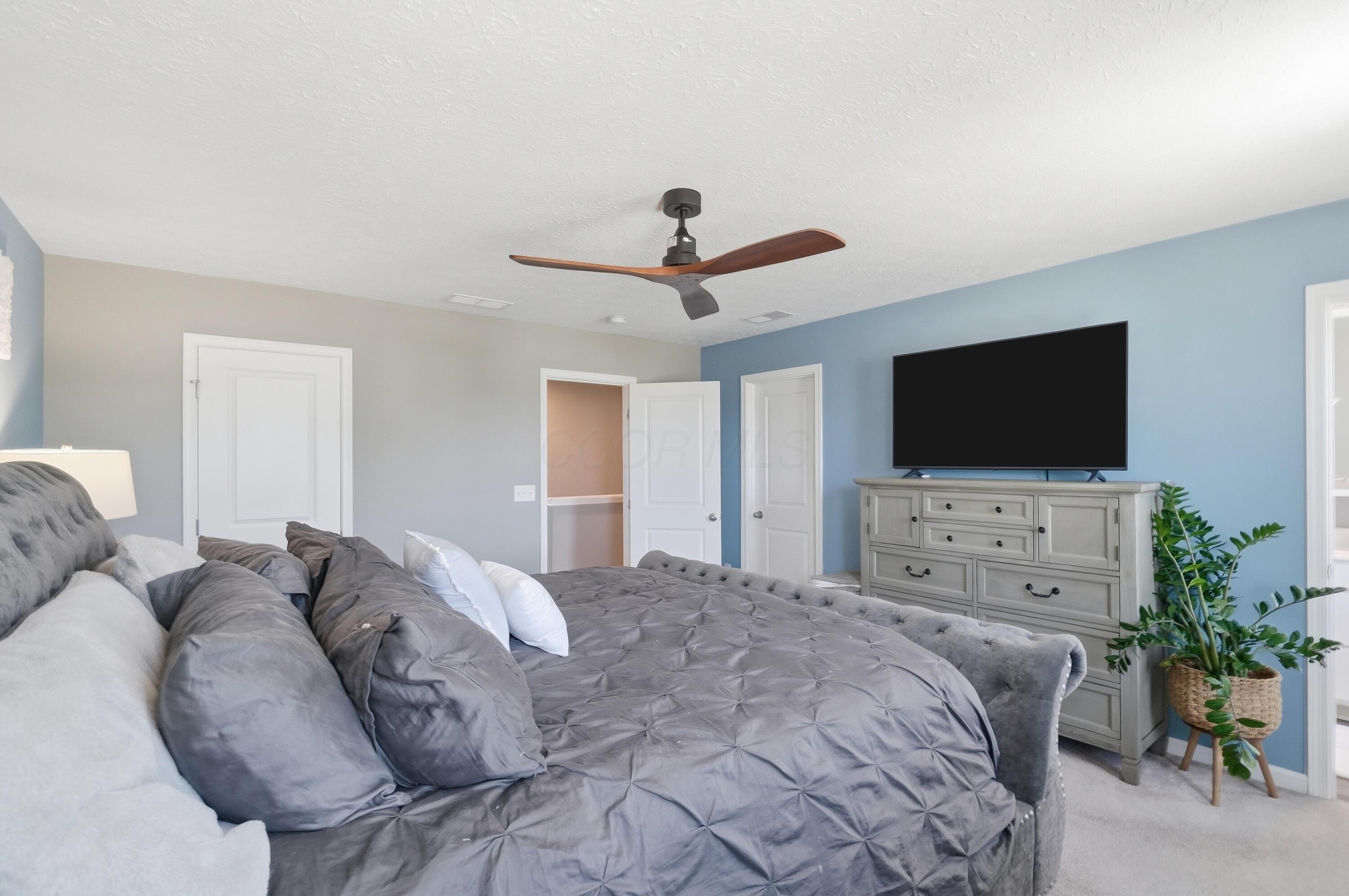 5064 Hayden Crossing