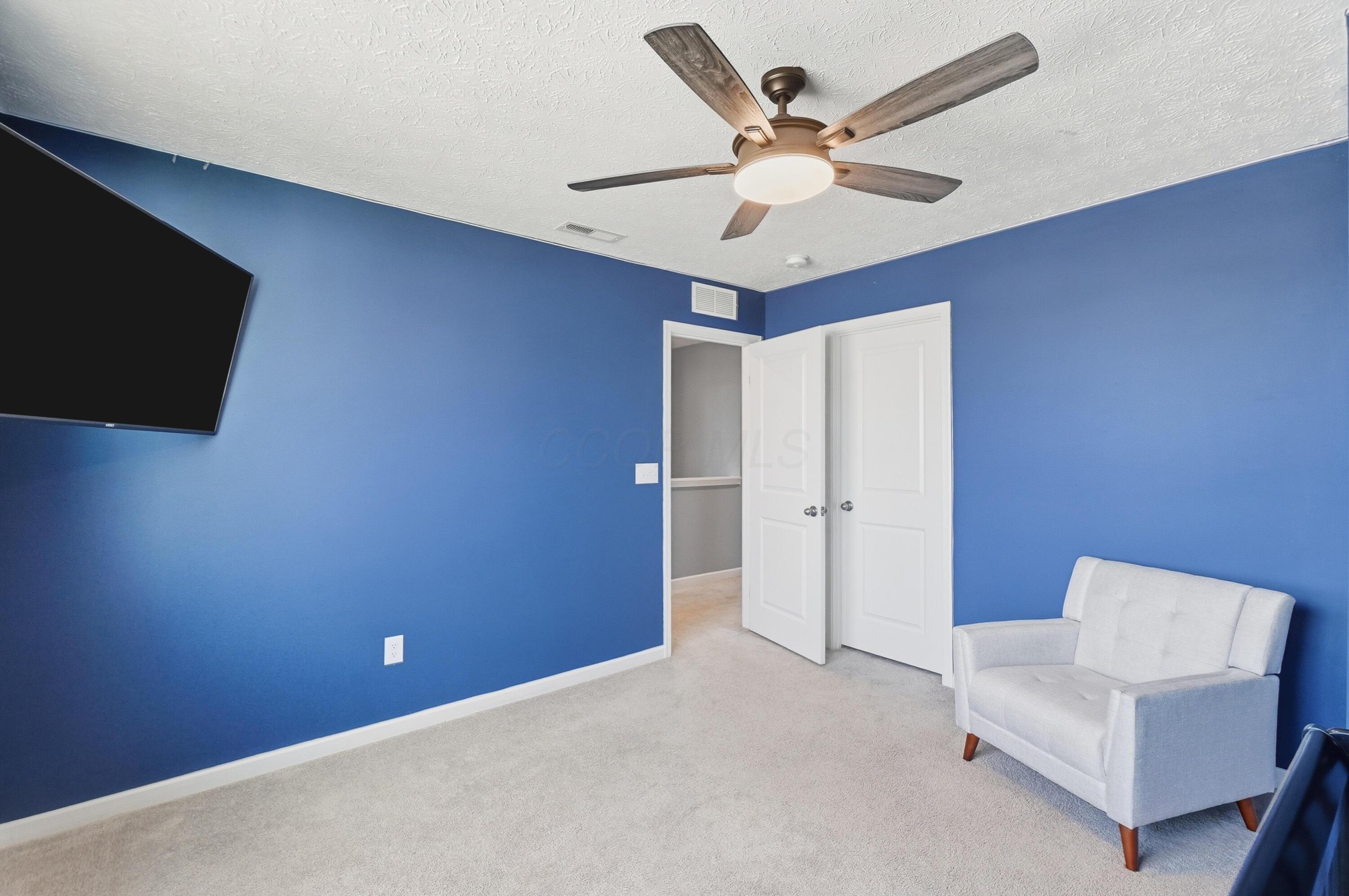 5064 Hayden Crossing