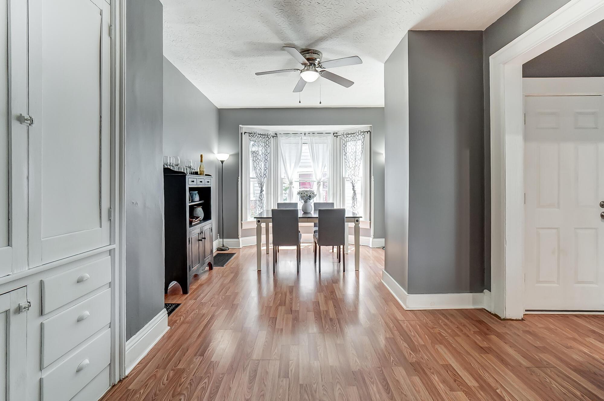 127 E Grand Avenue