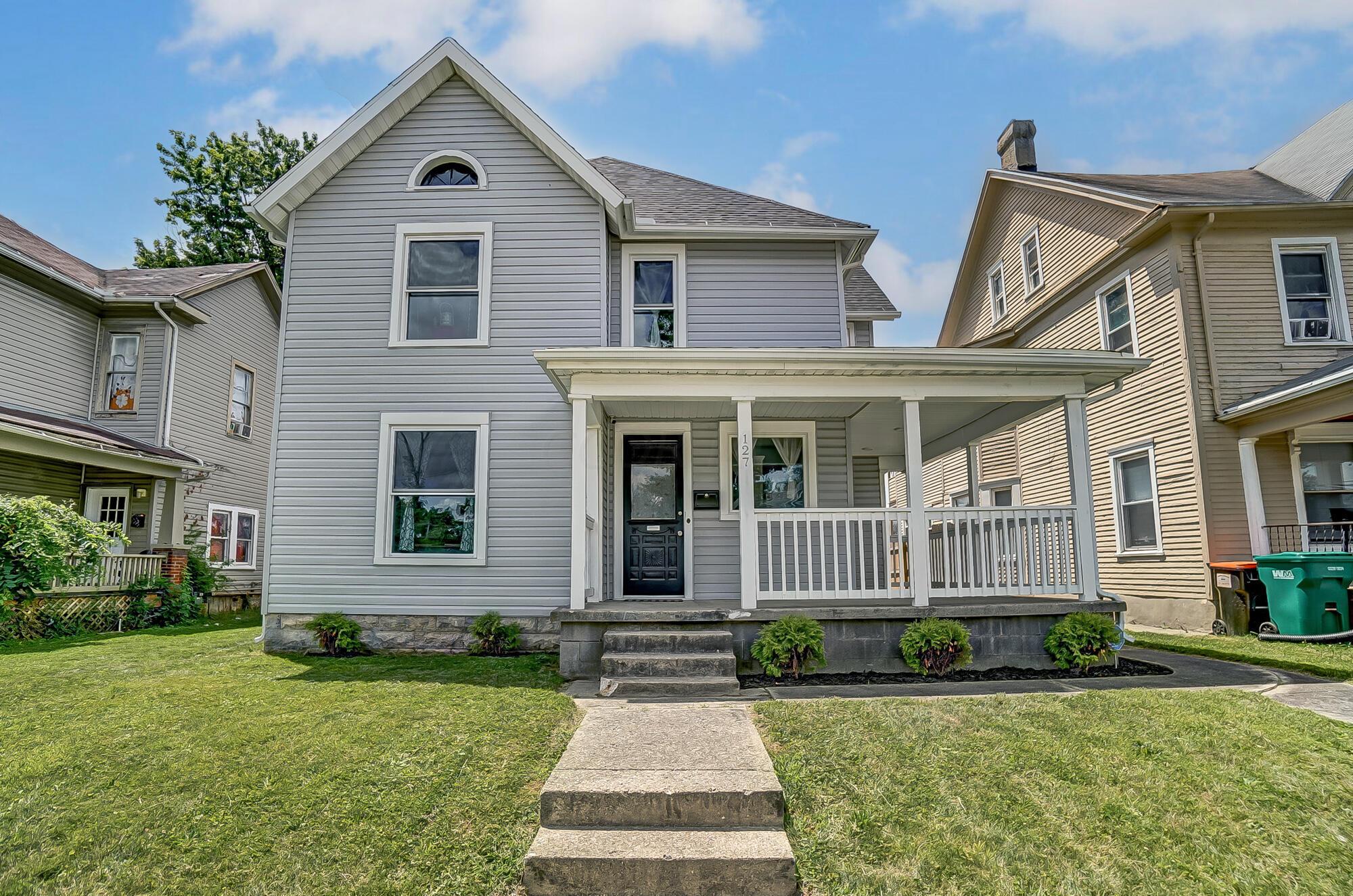 127 E Grand Avenue
