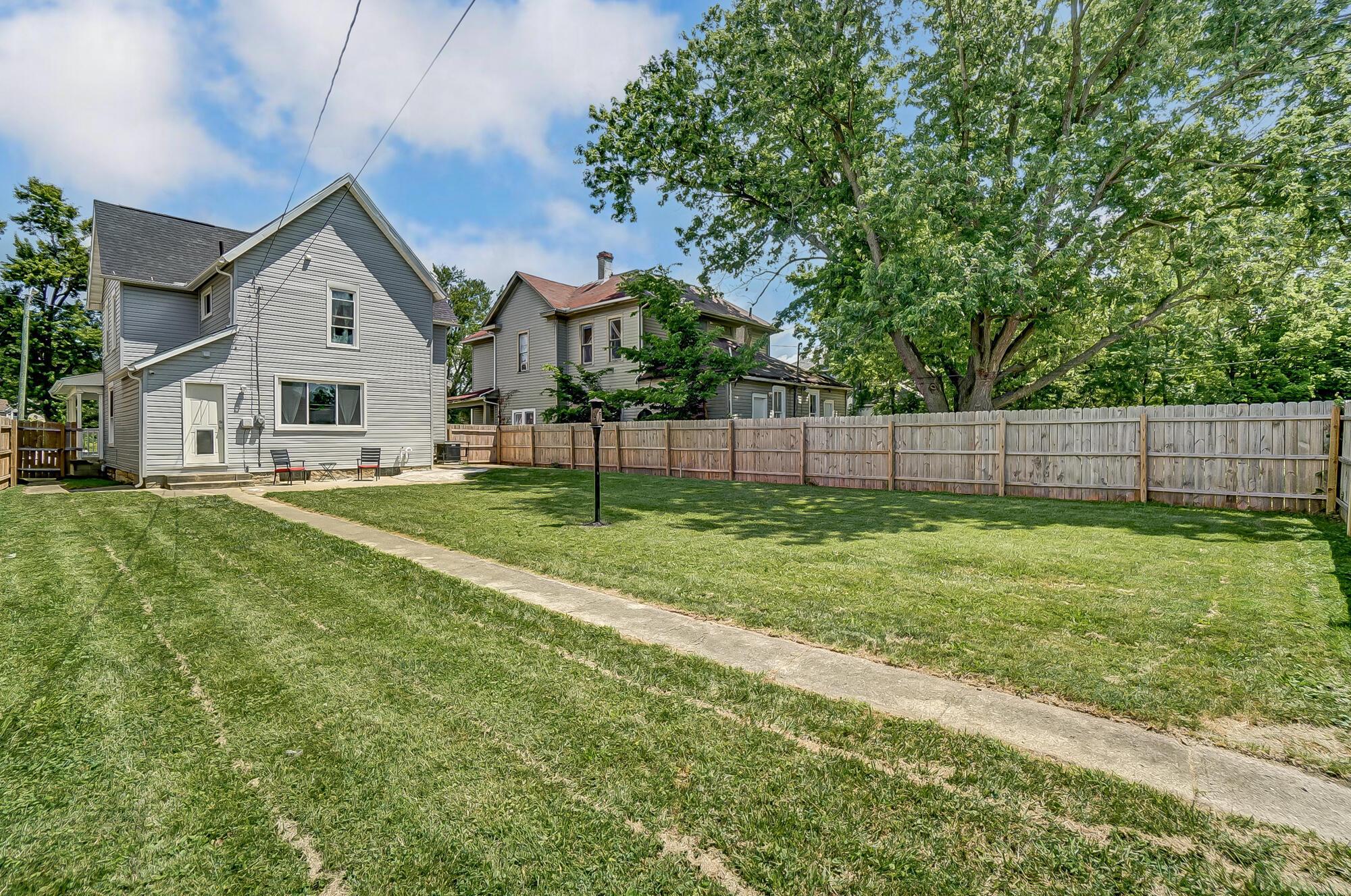 127 E Grand Avenue