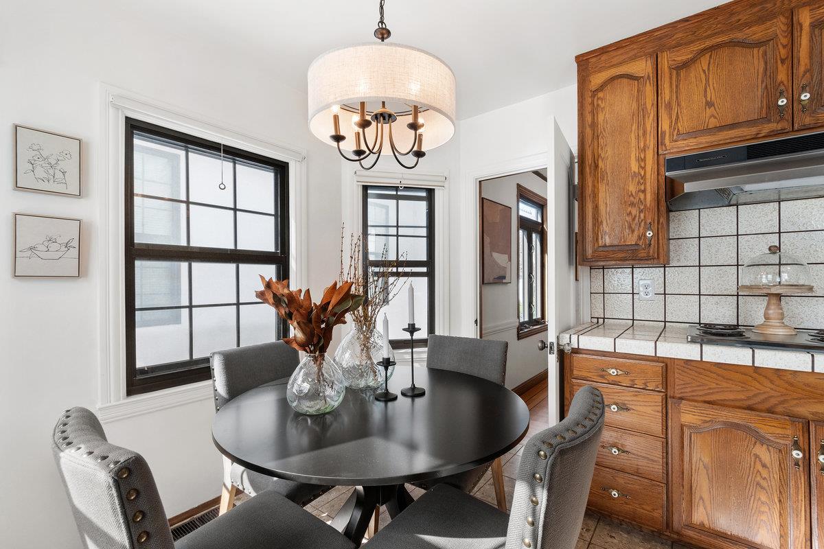 411 Taylor Boulevard