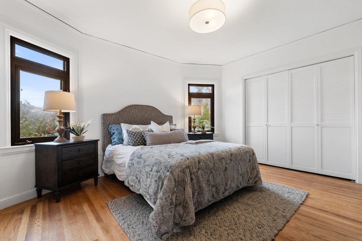 411 Taylor Boulevard