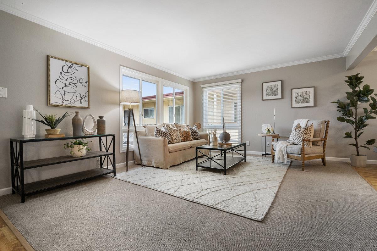 3049 Los Prados Street Unit: 226