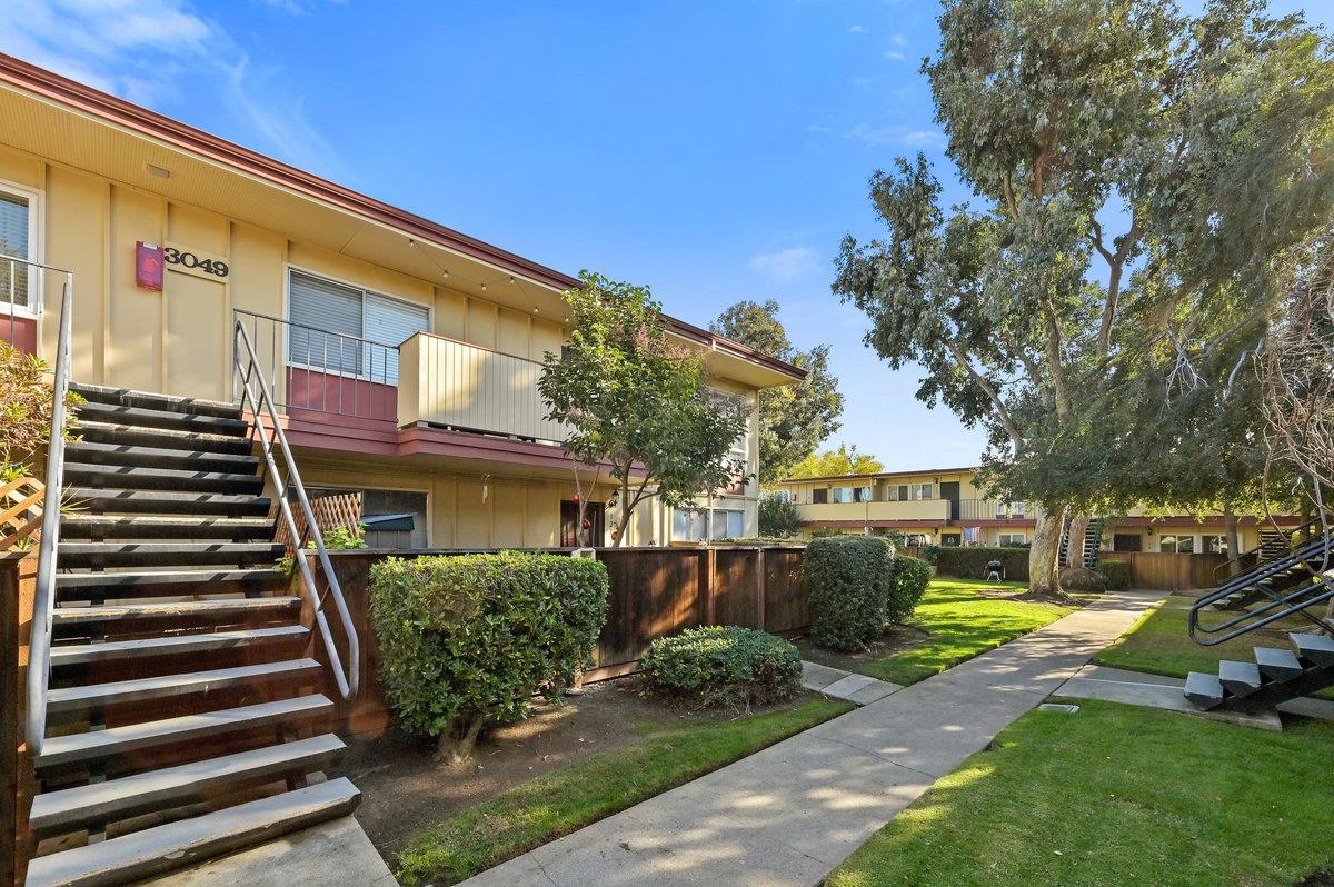 3049 Los Prados Street Unit: 226