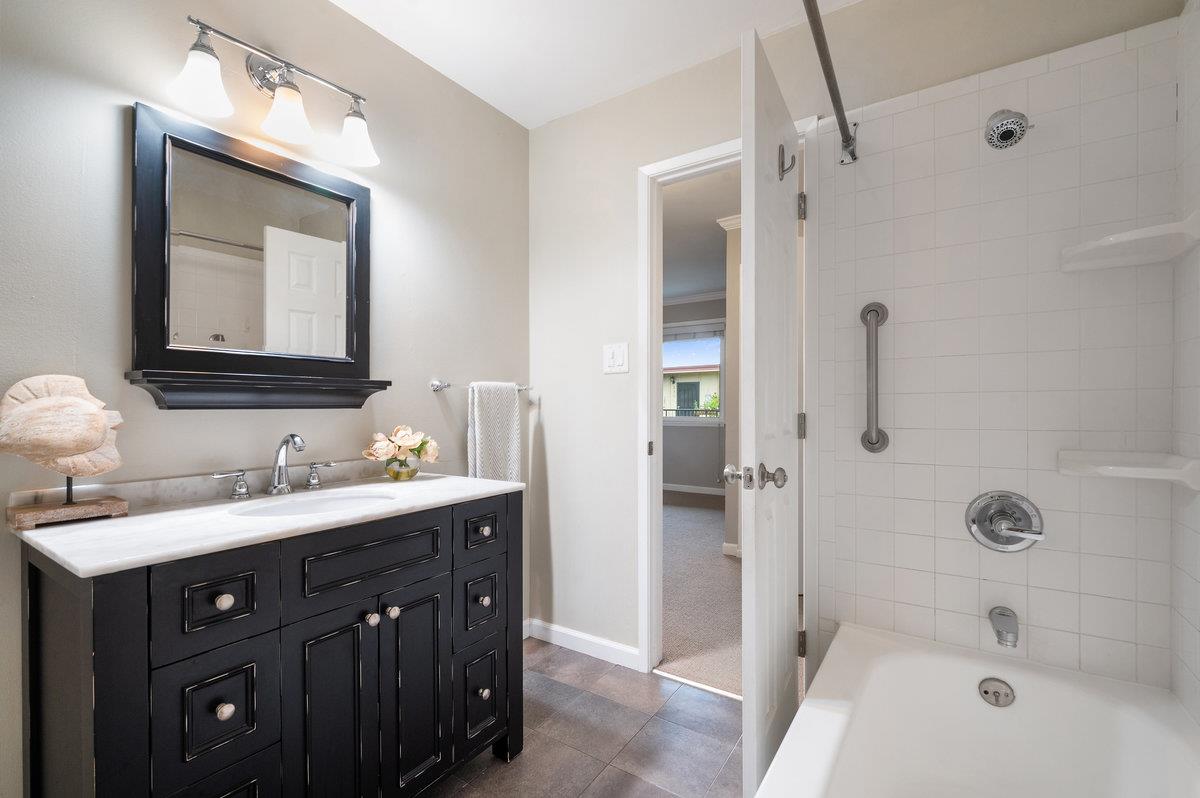 3049 Los Prados Street Unit: 226