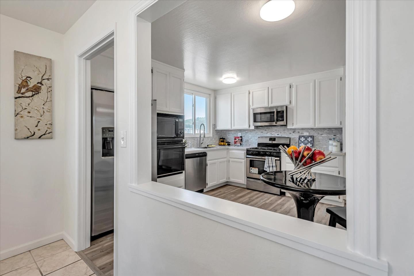 10 Cobblestone SQ