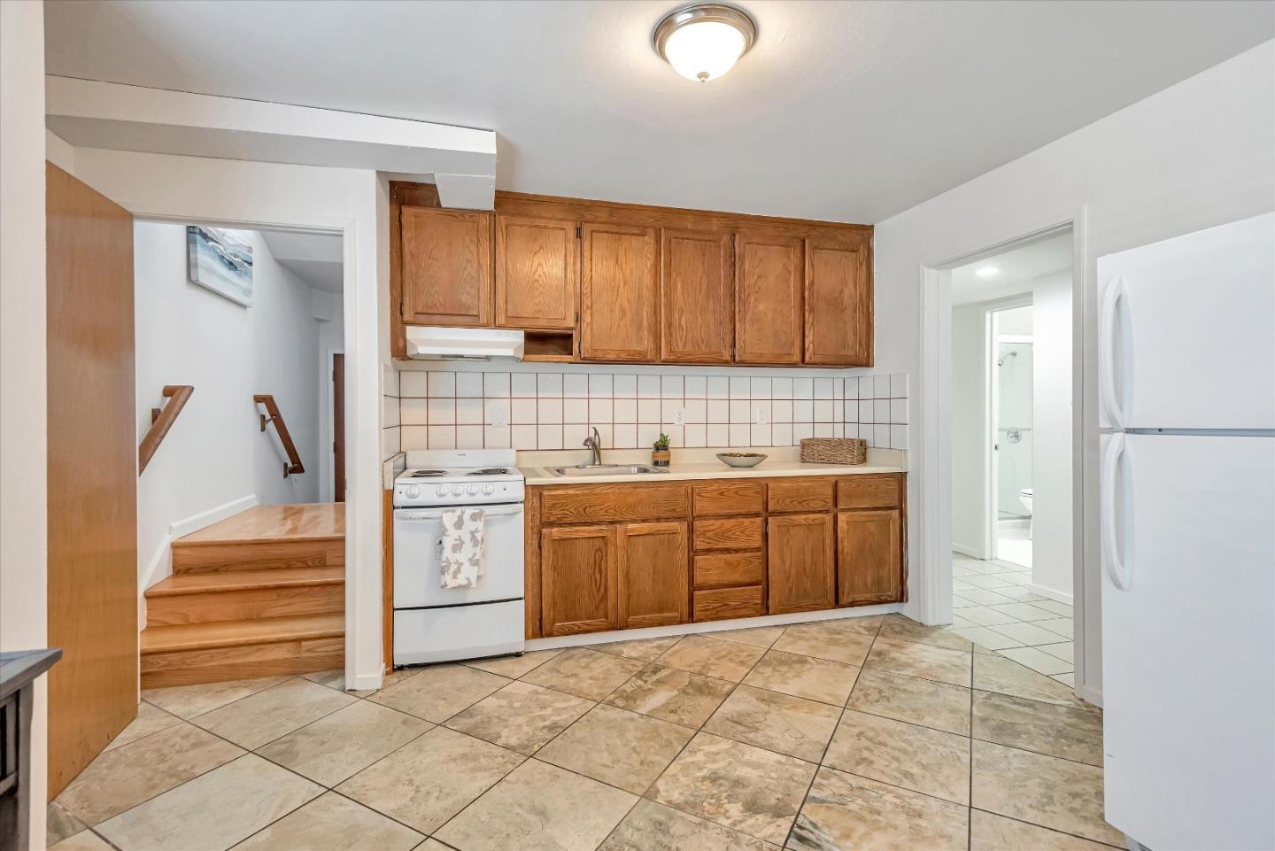 10 Cobblestone SQ