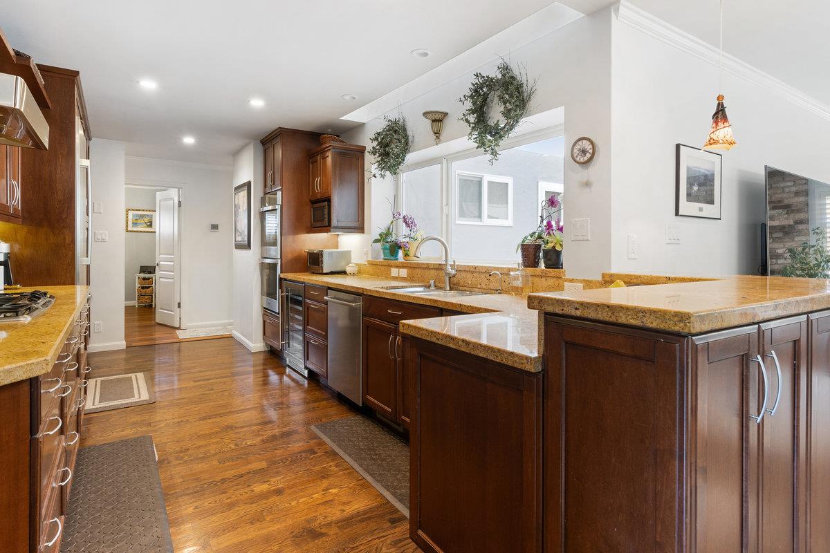 131 Serra CT