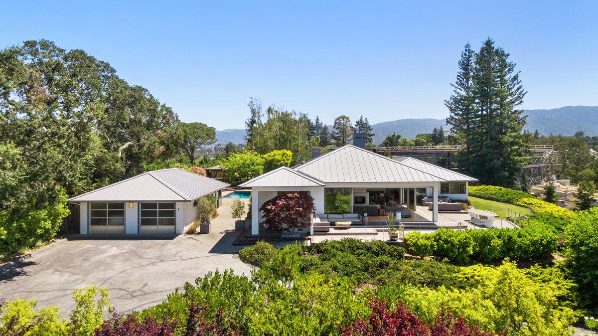 45 Melanie LN
