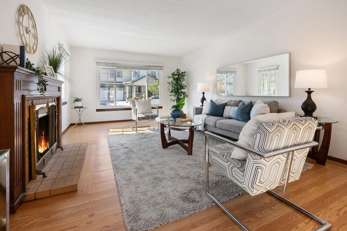 164 San Benito AVE
