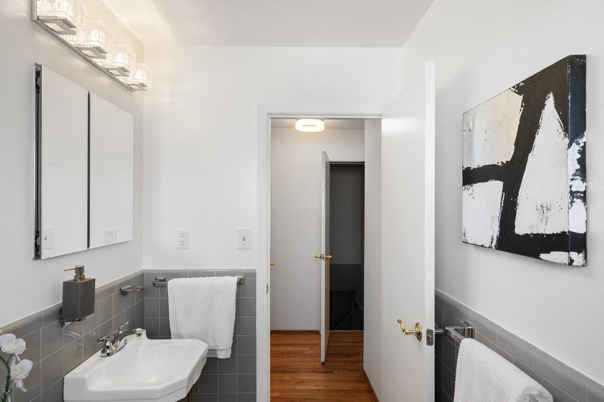 631 Saint Francis BLVD