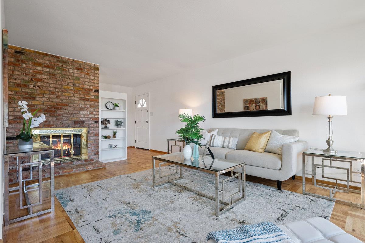 631 Saint Francis BLVD