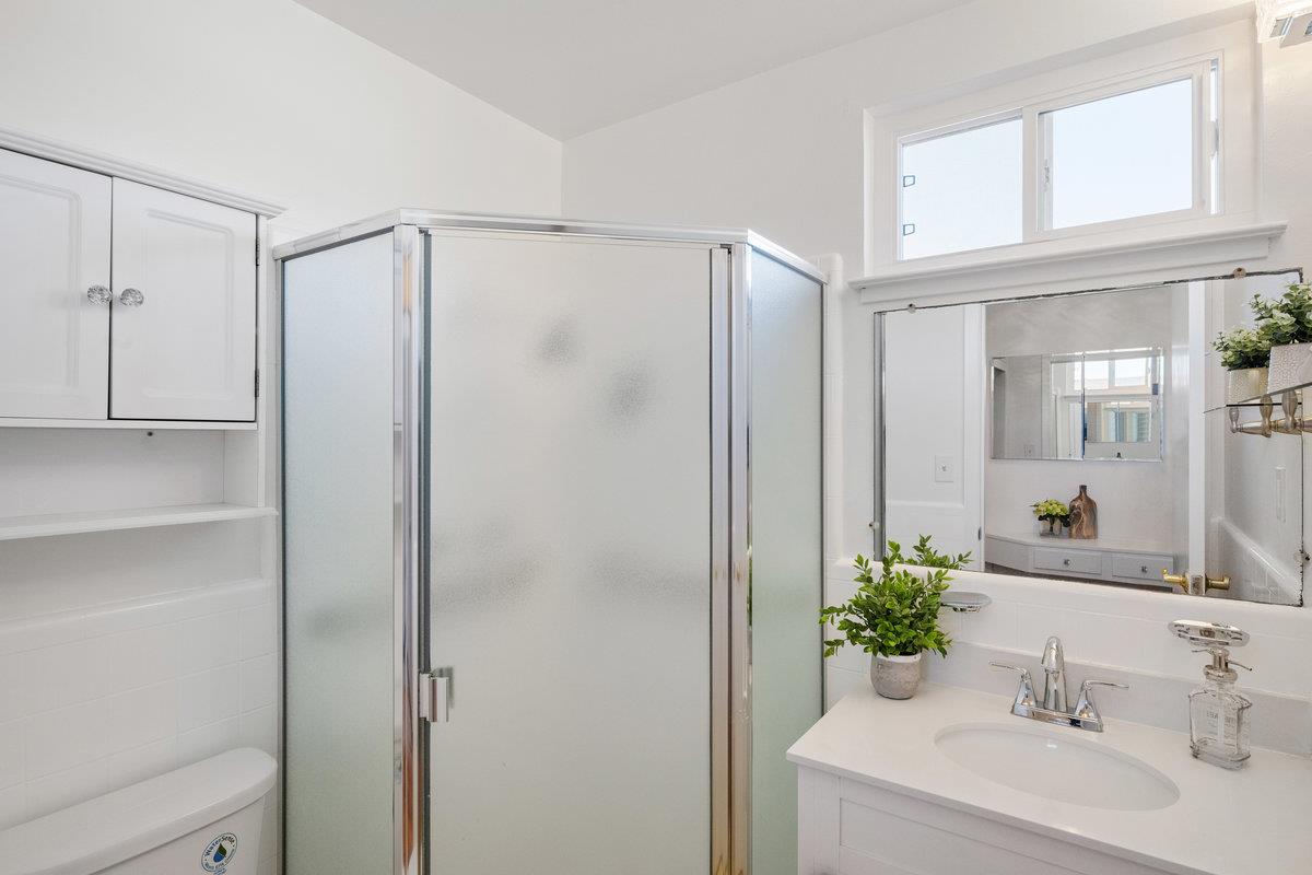 631 Saint Francis BLVD