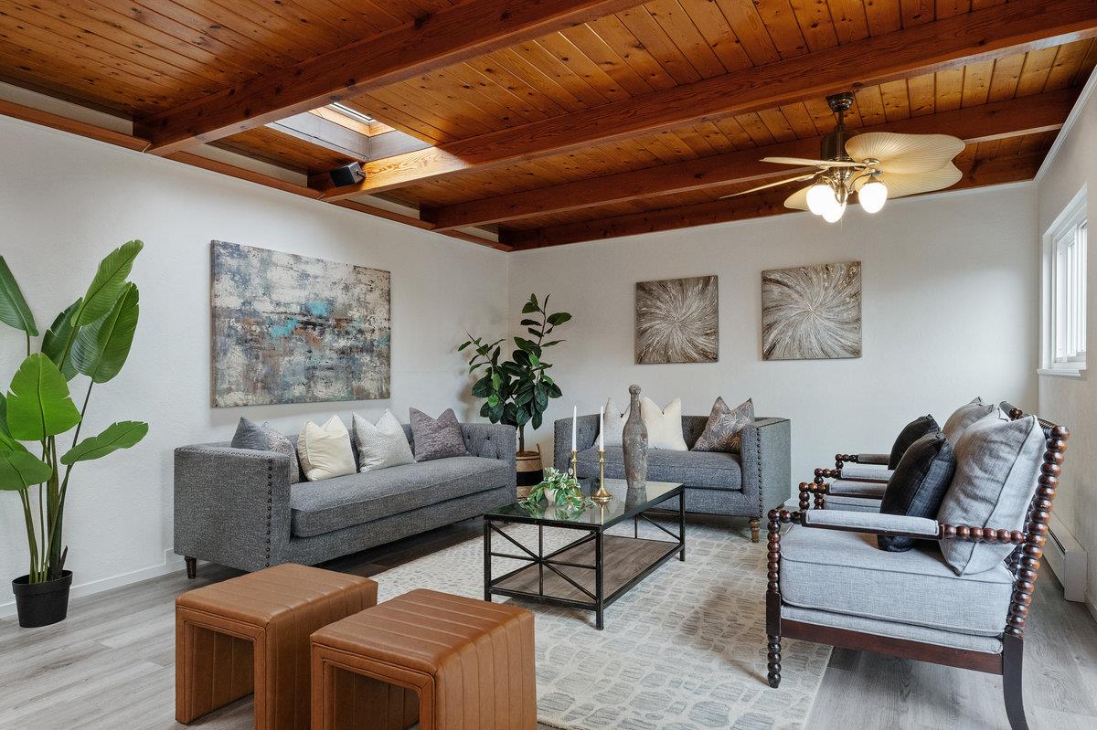 381 Lowell AVE