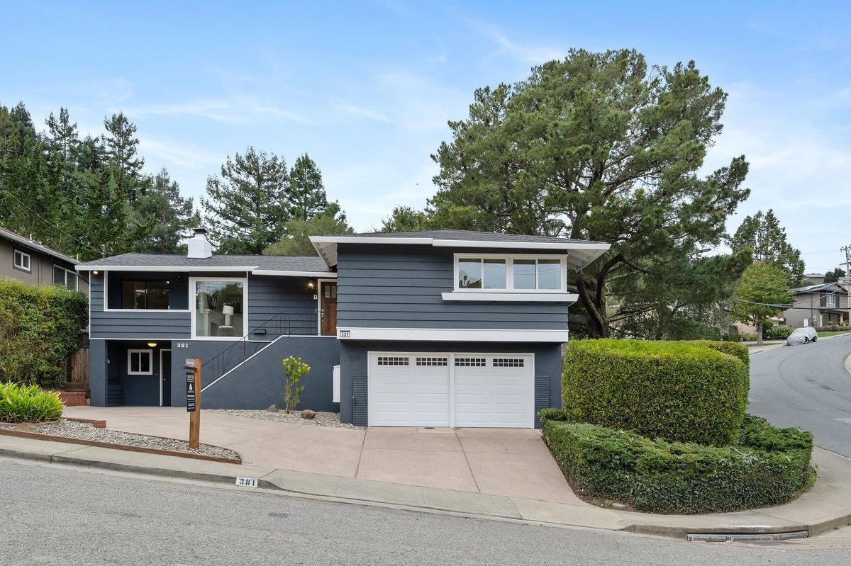 381 Lowell AVE