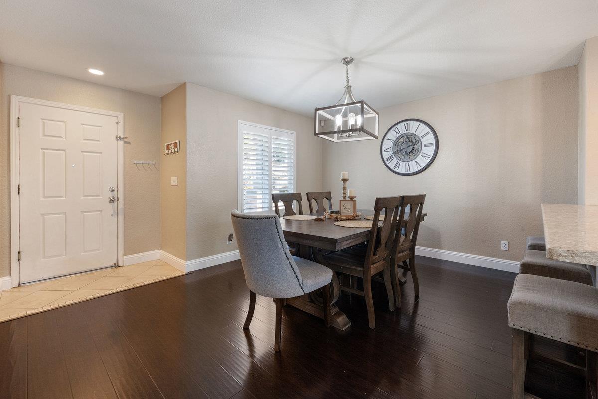 920 Dolores CT