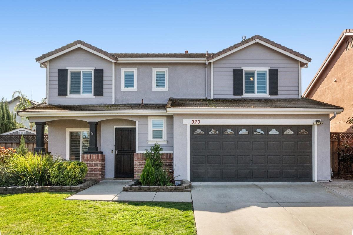 920 Dolores CT