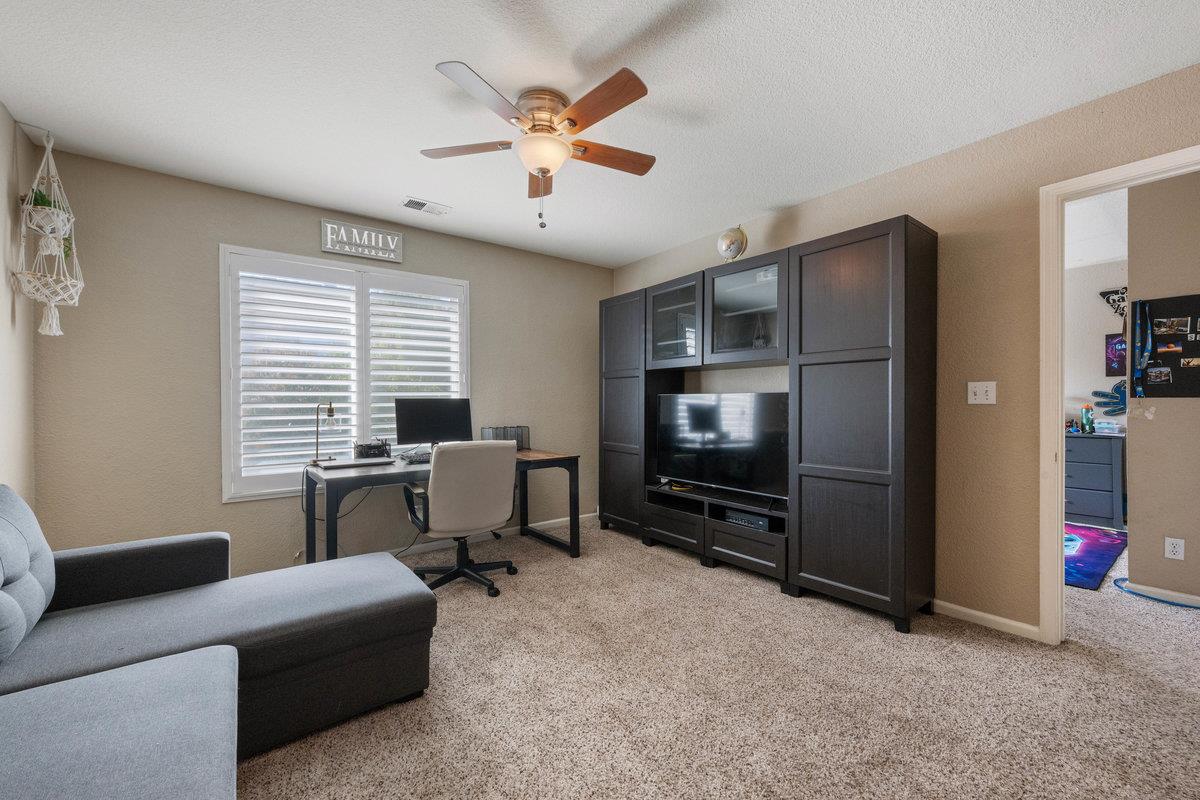 920 Dolores CT