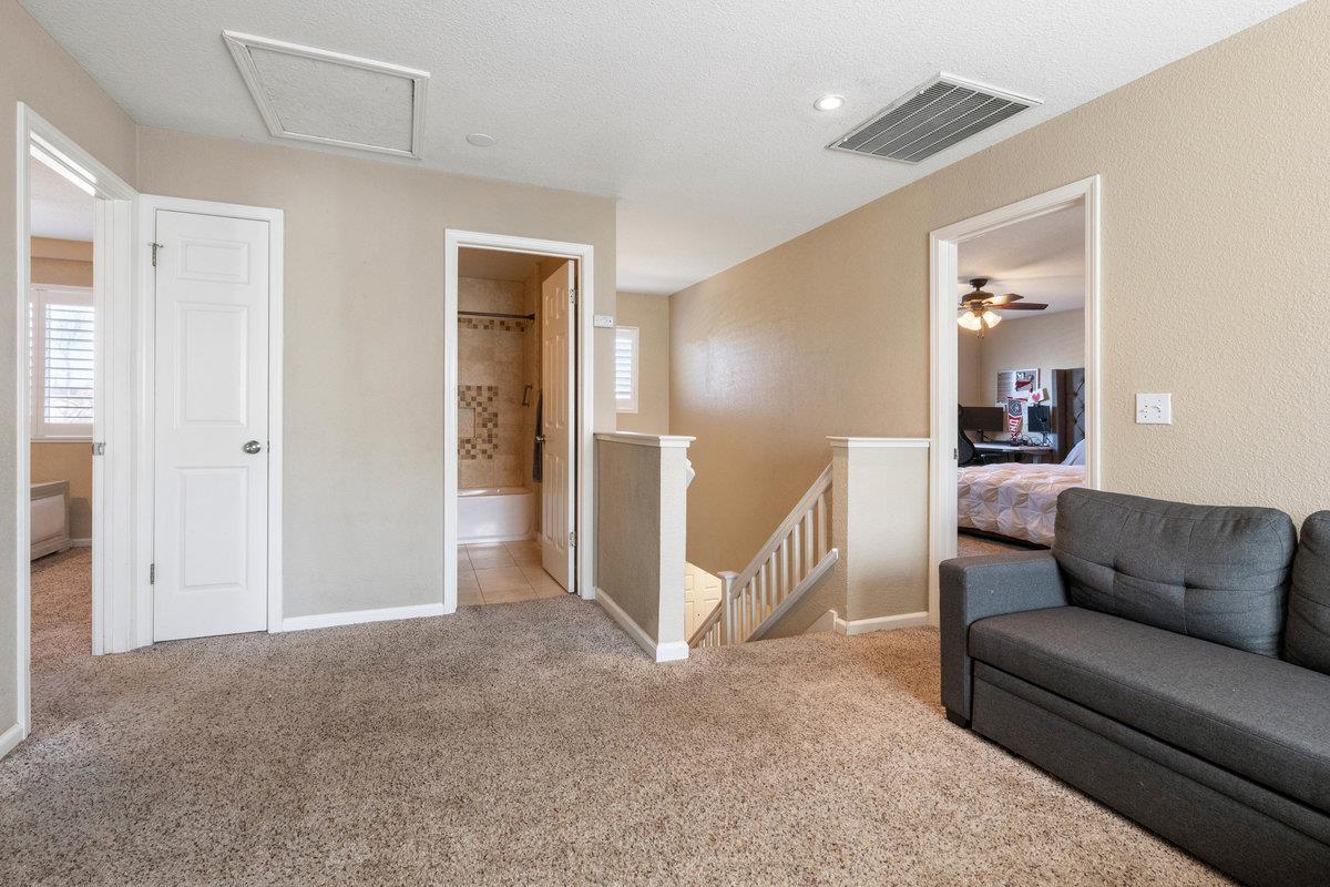 920 Dolores CT