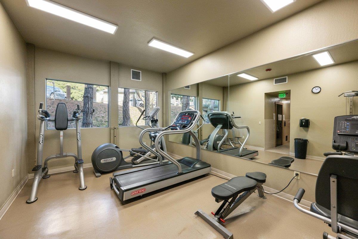 396 Imperial WAY 207