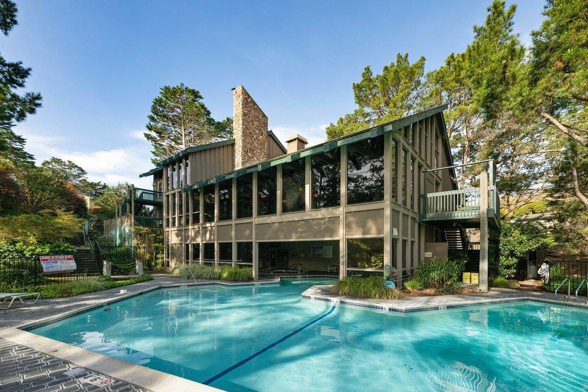 396 Imperial WAY 207