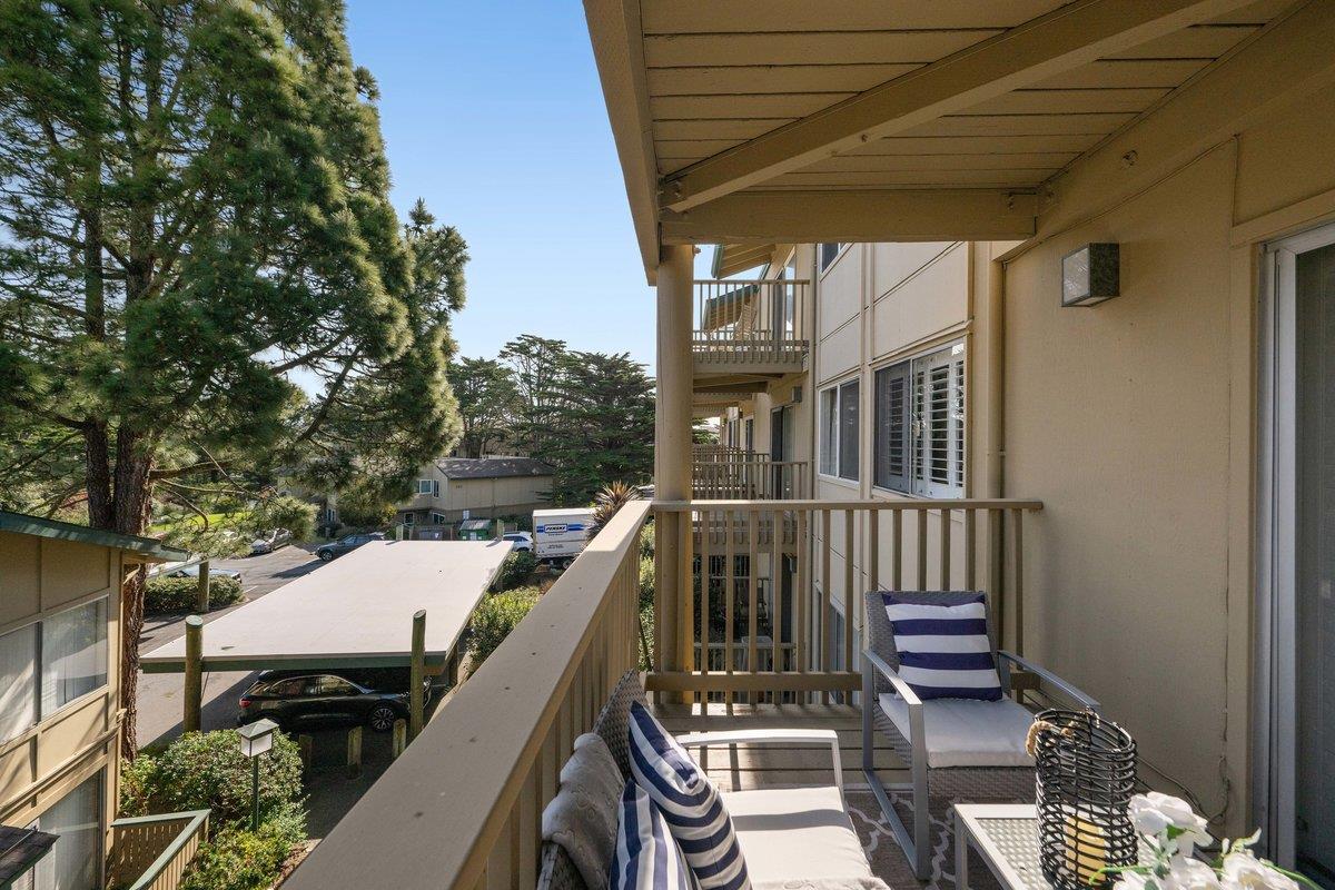 396 Imperial WAY 207