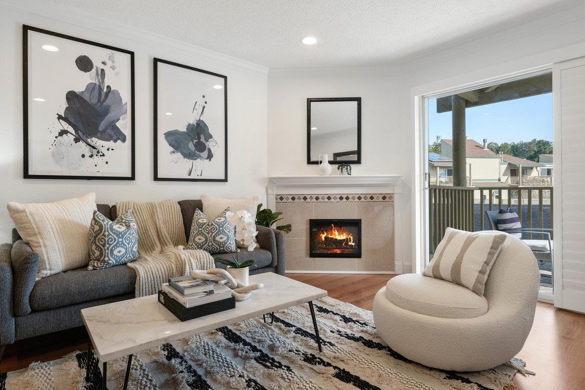 396 Imperial WAY 207