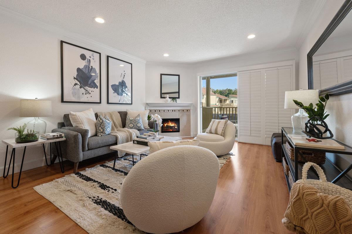 396 Imperial WAY 207