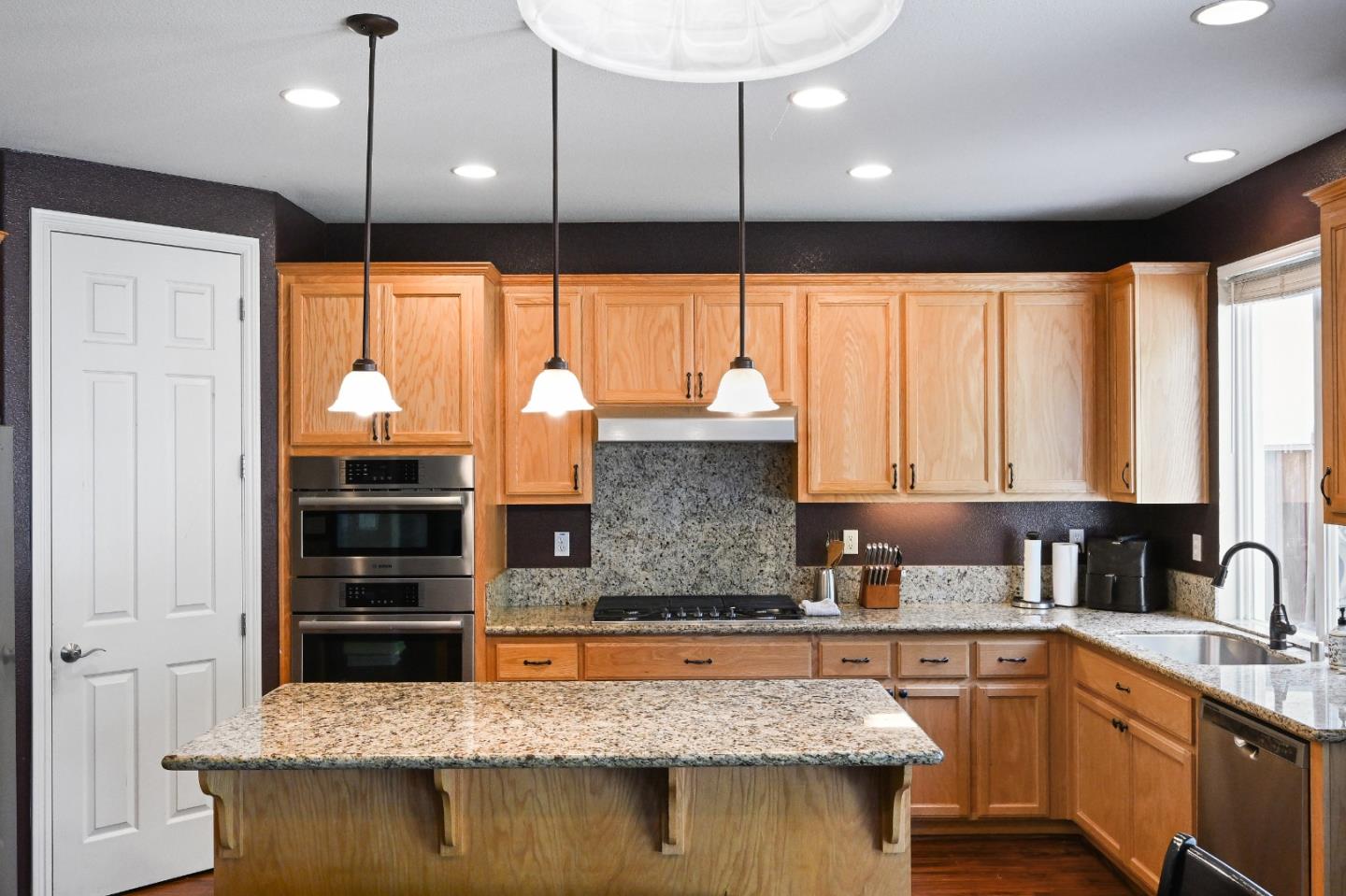 5153 Fern Ridge CIR