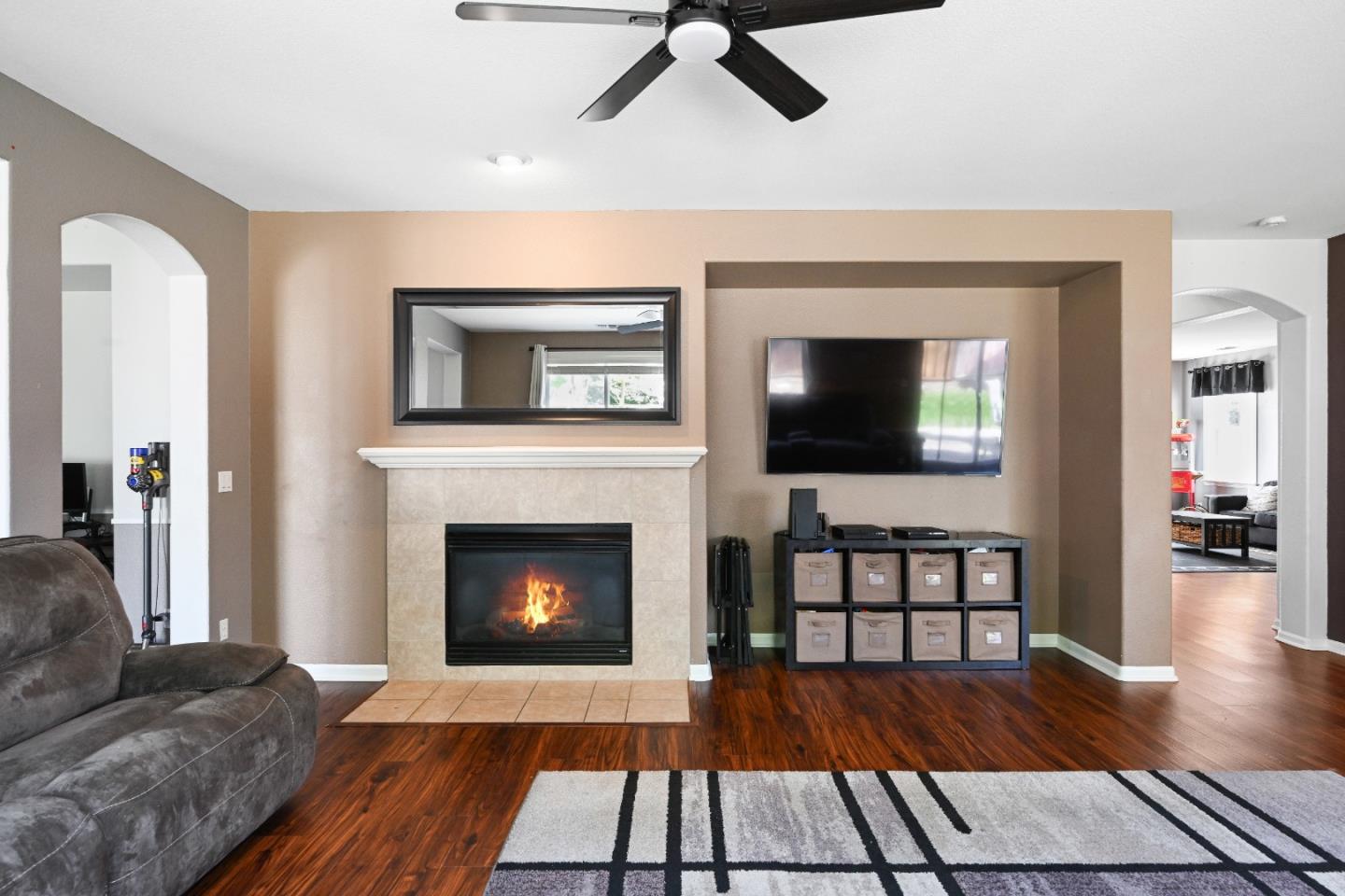 5153 Fern Ridge CIR