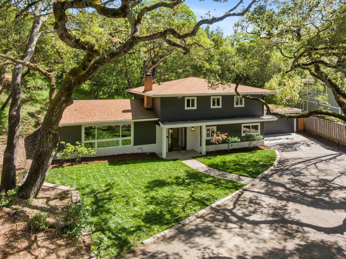 2085 Edgewood RD