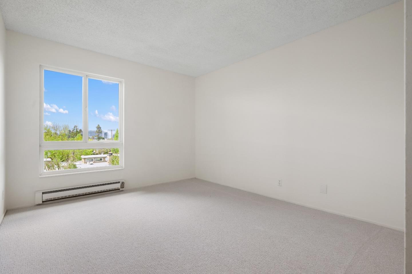 932 Peninsula AVE 409