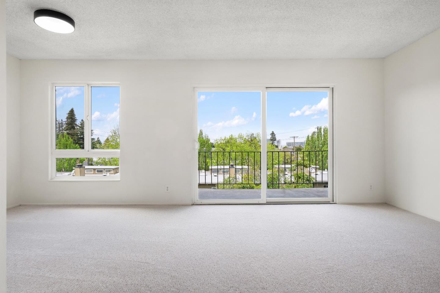 932 Peninsula AVE 409