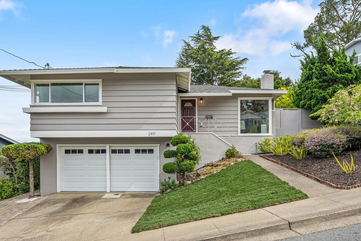 2491 Rosewood DR