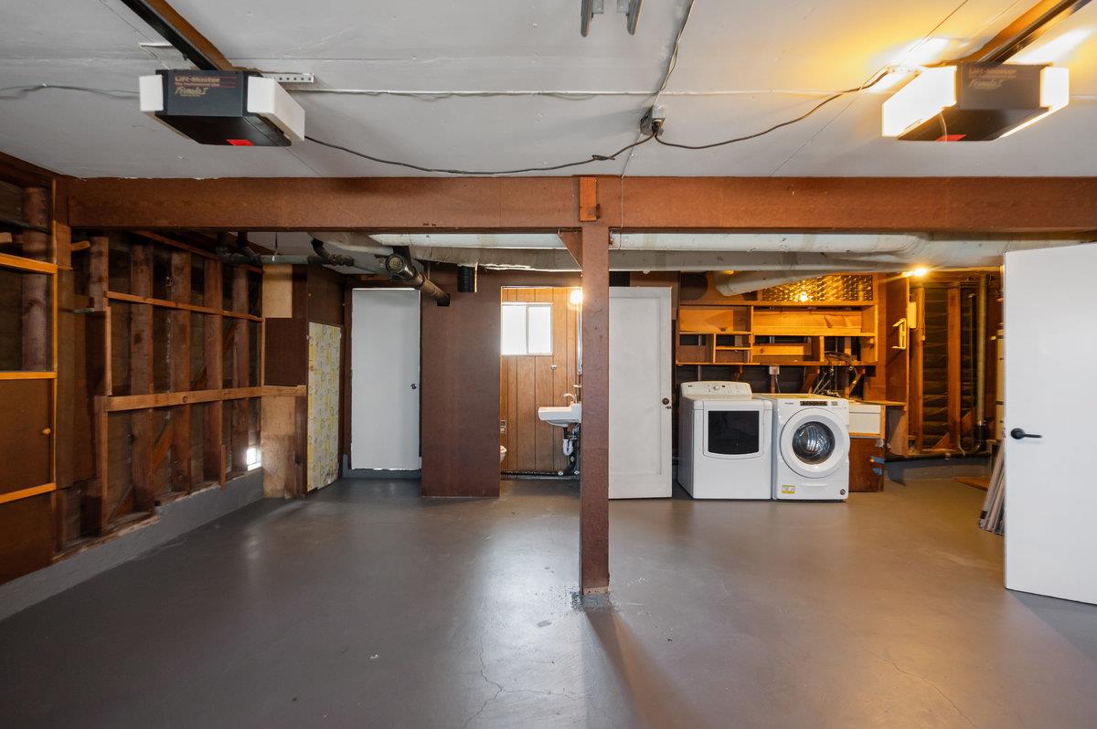 2311 Bennington DR