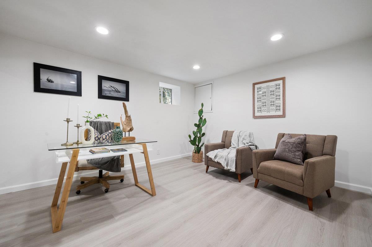 2311 Bennington DR