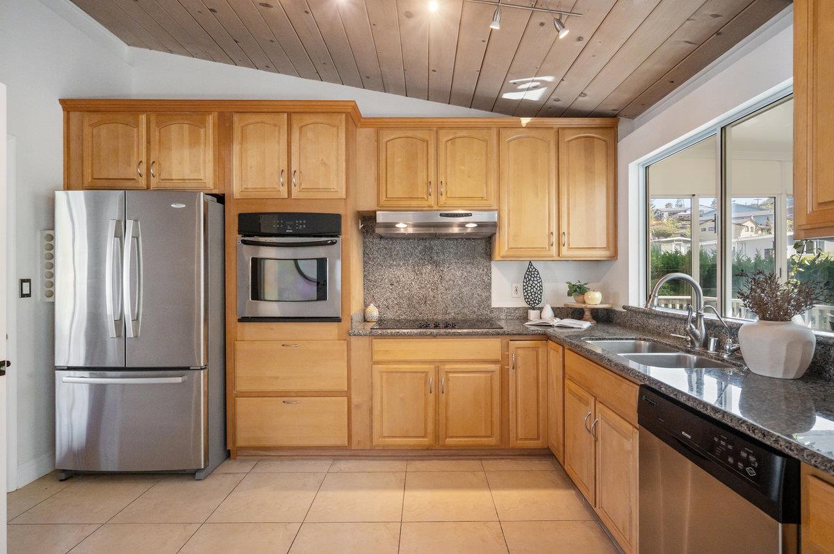 2311 Bennington DR
