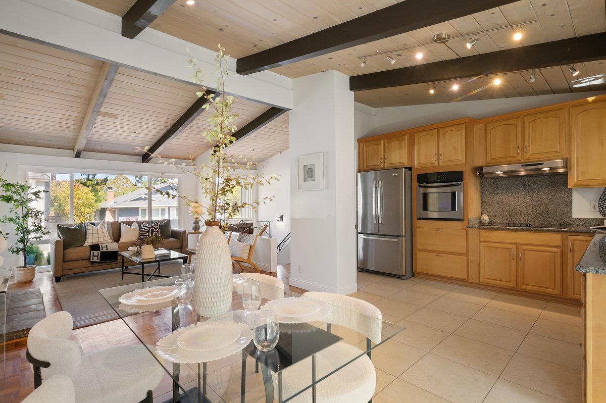 2311 Bennington DR