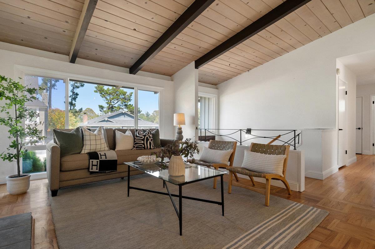 2311 Bennington DR