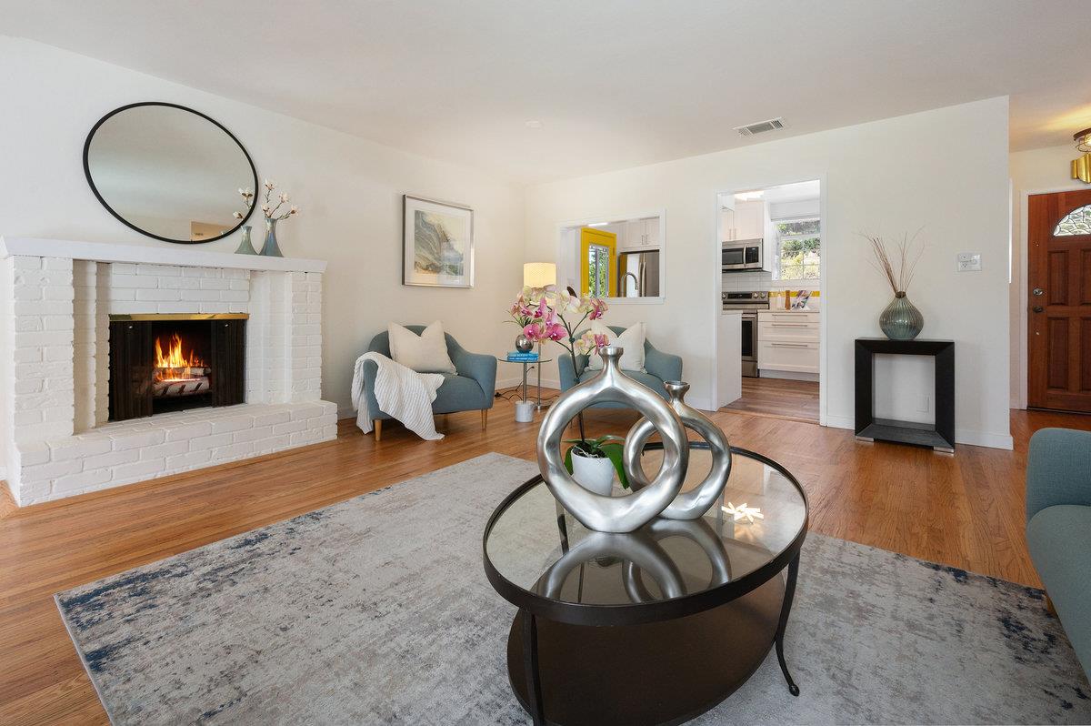 768 Alta Vista Drive