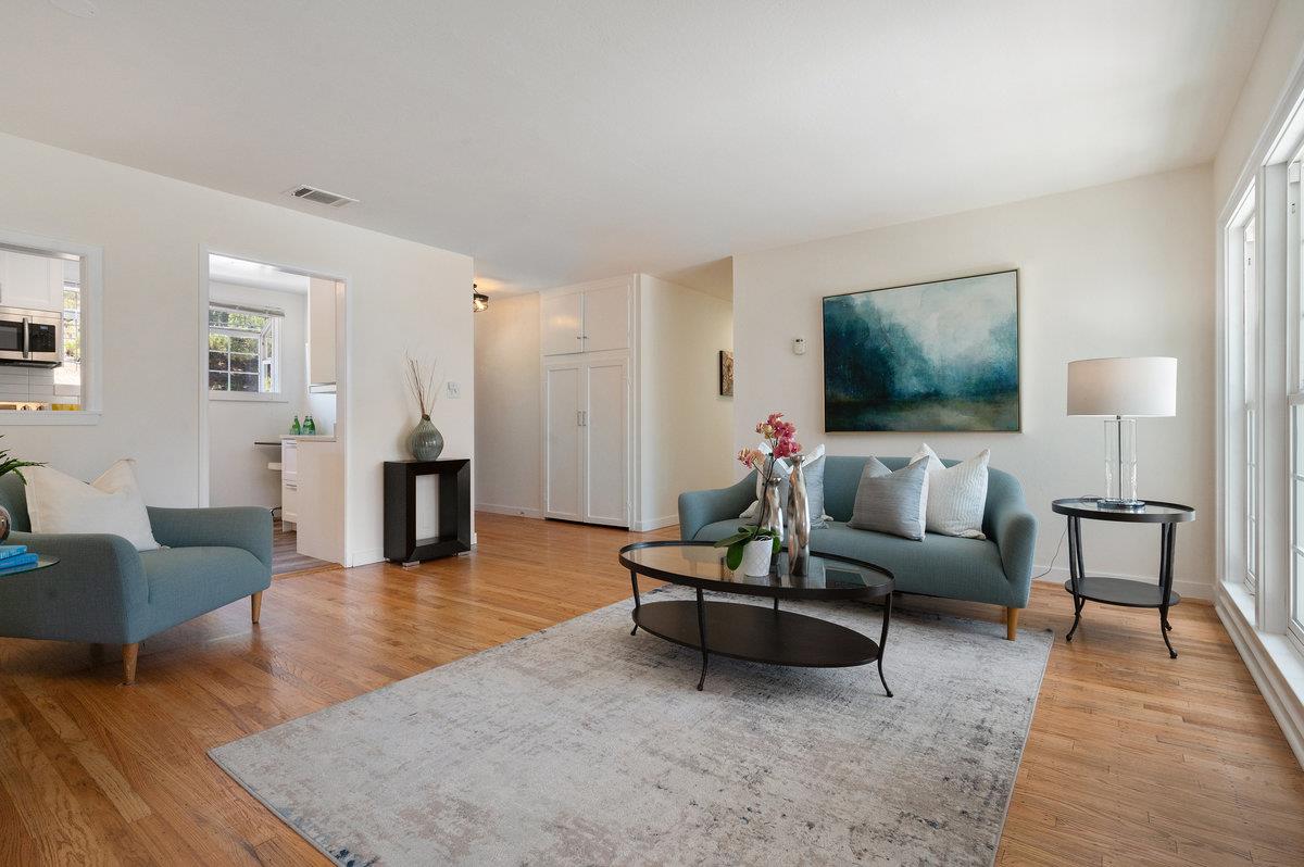 768 Alta Vista Drive