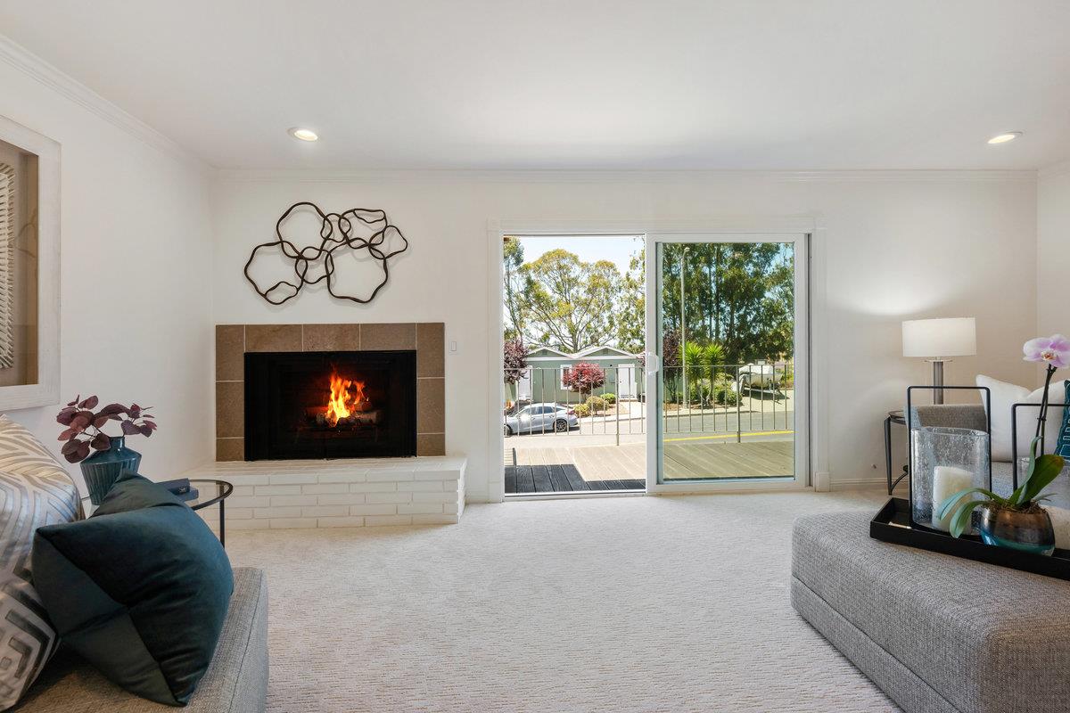 858 Stonegate Drive