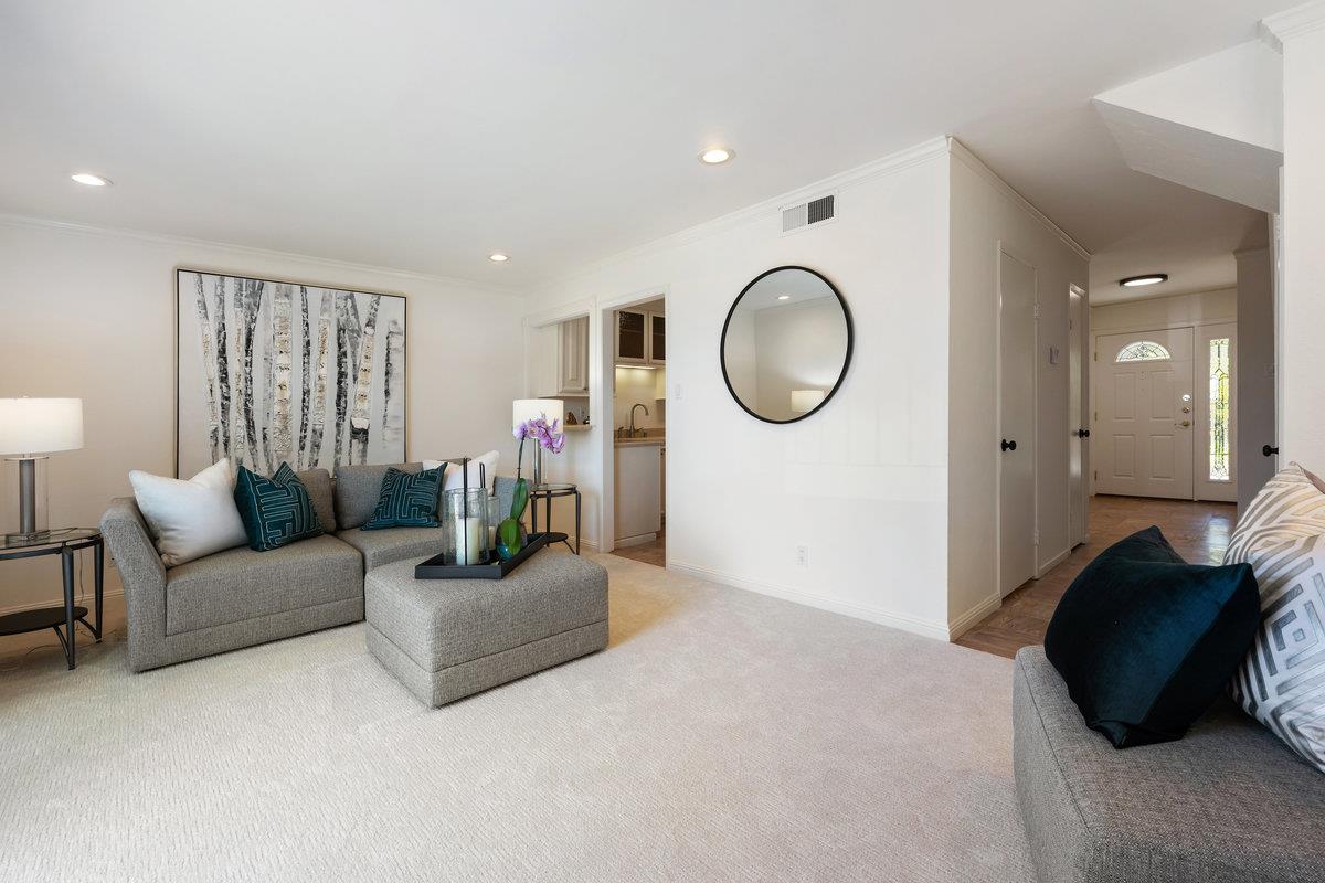858 Stonegate Drive