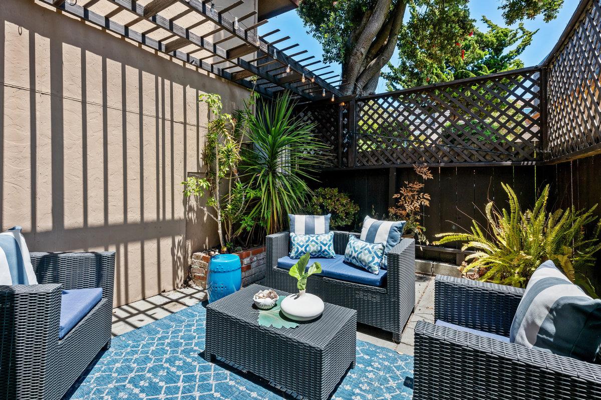 858 Stonegate Drive