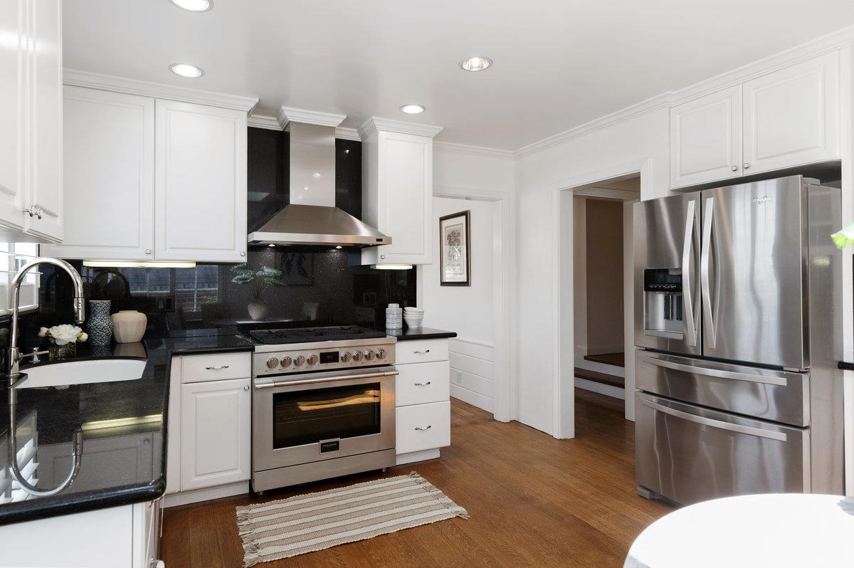 400 Magnolia Avenue